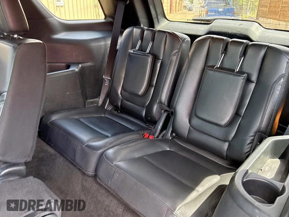 2018 Ford Explorer XLT z VIN 1FM5K7DH0JGC23068, wystawiony jako Copart lot #63926375 z przebiegiem 112 233 mil mil oraz Czysty tytuł • Clean title. Historia ofert i sprzedaży dostępna na DreamBid. Obrazek 11.