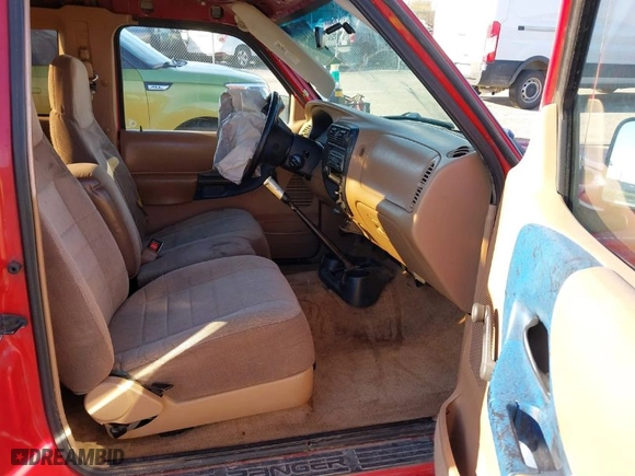 1996 Ford Ranger XL with VIN 1FTCR14A2TPA16367, listed as a IAAI auction lot 41840619 with 173,390 mi miles. Bid and sale history available at carsss.com. Image 5.