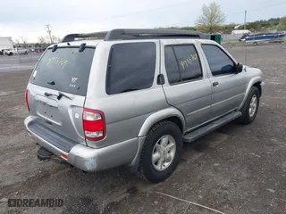 2003 Nissan Pathfinder SE with VIN JN8DR09Y73W810814, listed as a IAAI auction lot 41955769 with 303,335 mi miles. Bid and sale history available at carsss.com. Image 4.