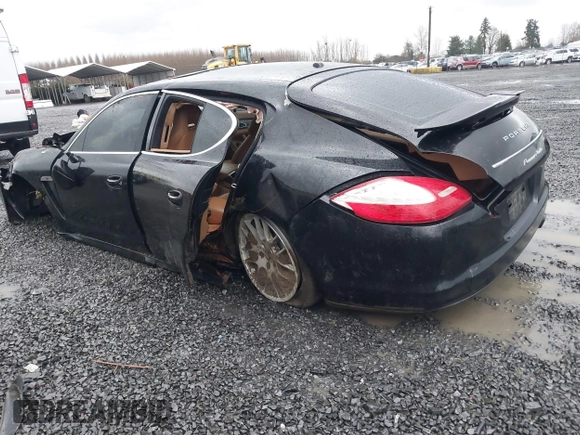 2010 Porsche Panamera Turbo z VIN WP0AC2A73AL090974, wystawiony jako IAAI lot #41105495 z przebiegiem 183 256 mil mil oraz . Historia ofert i sprzedaży dostępna na DreamBid. Obrazek 3.