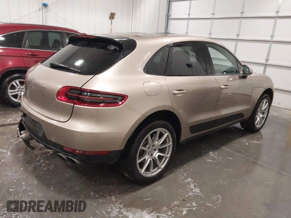 2016 Porsche Macan S with VIN WP1AB2A55GLB45496, listed as a IAAI auction lot 42145369 with 45,603 mi miles and . Bid and sale history available at DreamBid. Image 4.