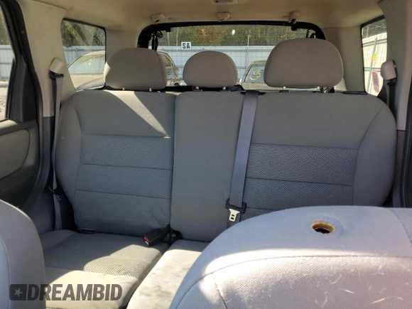 2006 Ford Escape XLT with VIN 1FMYU03Z16KB00067, listed as a Copart auction lot 75921424 with 0 mi miles and Salvage Title. Bid and sale history available at carsss.com. Image 10.