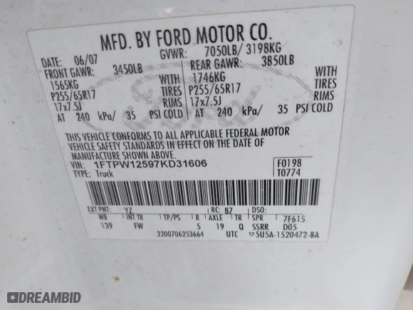 2007 Ford F-150 XLT with VIN 1FTPW12597KD31606, listed as a IAAI auction lot 41735597 with 196,934 mi miles. Bid and sale history available at carsss.com. Image 9.
