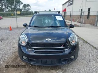 2016 MINI Countryman S z VIN WMWZC3C58GWP53495, wystawiony jako IAAI lot #42134455 z przebiegiem 92 862 mil mil oraz . Historia ofert i sprzedaży dostępna na DreamBid. Obrazek 12.