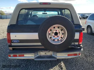 1995 Ford Bronco Custom with VIN 1FMEU15H2SLB84420, listed as a Copart auction lot 80346964 with 174,259 mi miles and Salvage Title. Bid and sale history available at carsss.com. Image 6.