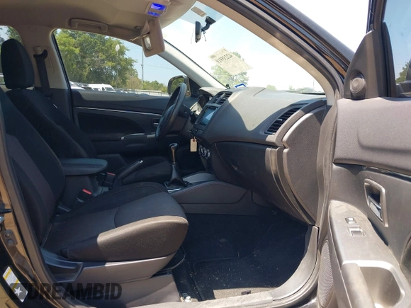 2019 Mitsubishi Outlander ES z VIN JA4AP3AU3KU027654, wystawiony jako IAAI lot #42235919 z przebiegiem 97 622 mil mil oraz . Historia ofert i sprzedaży dostępna na DreamBid. Obrazek 5.