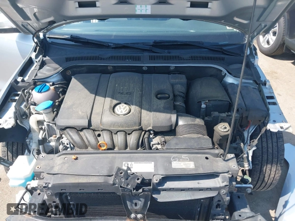 2013 Volkswagen Jetta SE with VIN 3VWDX7AJ3DM404990, listed as a IAAI auction lot 42584934 with 164,126 mi miles and . Bid and sale history available at DreamBid. Image 10.