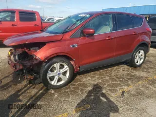 2016 Ford Escape SE z VIN 1FMCU9GX1GUB25872, wystawiony jako Copart lot #55145535 z przebiegiem 108 054 mil mil oraz Czysty tytuł • Clean title. Historia ofert i sprzedaży dostępna na DreamBid. Obrazek 1.