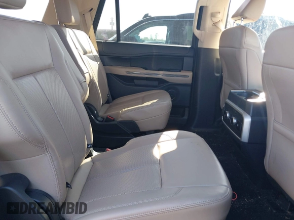 2022 Ford Expedition XLT with VIN 1FMJU1HT1NEA48965, listed as a IAAI auction lot 41157660 with 36,489 mi miles. Bid and sale history available at carsss.com. Image 8.