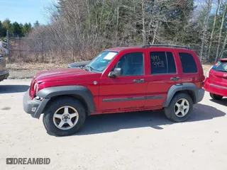 2007 Jeep Liberty Sport with VIN 1J4GL48K67W646261, listed as a IAAI auction lot 41913458 with 204,553 mi miles. Bid and sale history available at carsss.com. Image 14.