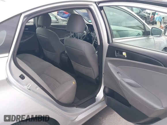 2013 Hyundai Sonata GLS with VIN 5NPEB4AC1DH609459, listed as a IAAI auction lot 41125668 with 227,079 mi miles and . Bid and sale history available at carsss.com. Image 8.