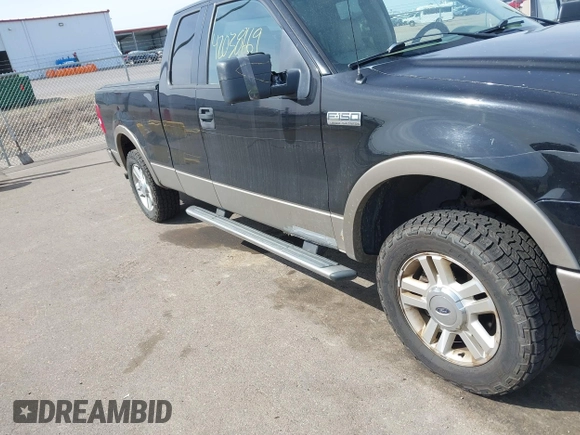 2006 Ford F-150 XLT with VIN 1FTPX12536NA71374, listed as a IAAI auction lot 42038669 with 257,323 mi miles. Bid and sale history available at carsss.com. Image 12.