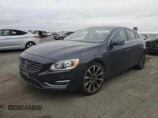 2015 Volvo S60 T5 Drive-E Premier with VIN YV126MFK6F1352357, listed as a Copart auction lot 70982193 with 31,445 mi miles. Bid and sale history available at carsss.com. Image 1.