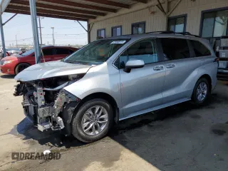 2024 Toyota Sienna XLE with VIN 5TDJRKEC3RS221983, listed as a Copart auction lot 62890615 with 9,203 mi miles and Salvage title. Bid and sale history available at DreamBid. Image 1.