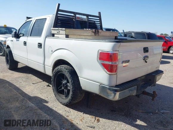 2013 Ford F-150 XL with VIN 1FTFW1CF4DKE54616, listed as a IAAI auction lot 41484839 with 266,569 mi miles and . Bid and sale history available at DreamBid. Image 3.
