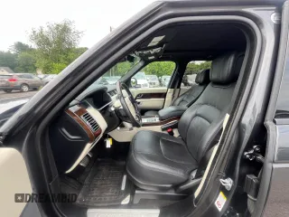 2021 Land Rover Range Rover P525 Westminster with VIN SALGS2SE7MA423597, listed as a Copart auction lot 63653605 with 86,382 mi miles and Clean title. Bid and sale history available at DreamBid. Image 8.
