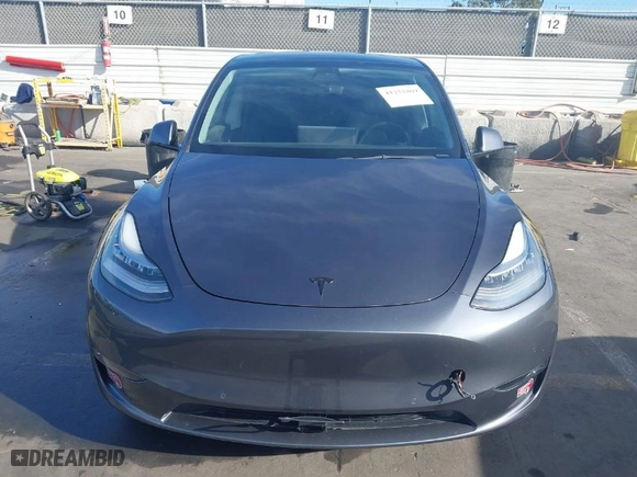 2021 Tesla Model Y Long Range with VIN 5YJYGDEE7MF149037, listed as a IAAI auction lot 41252869 with NaN miles. Bid and sale history available at carsss.com. Image 12.
