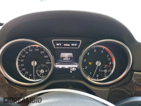2013 Mercedes-Benz M 350 with VIN 4JGDA5JB3DA189878, listed as a Copart auction lot 60478005 with 247,317 mi miles and Clean title. Bid and sale history available at DreamBid. Image 9.