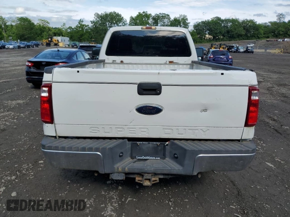 2012 Ford F-250 XL with VIN 1FTBF2B69CEC54446, listed as a Copart auction lot 59689675 with 152,278 mi miles and Non repairable. Bid and sale history available at DreamBid. Image 6.