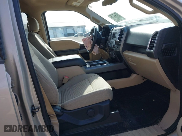 2017 Ford F-150 XL with VIN 1FTEW1EP7HKC27833, listed as a IAAI auction lot 41826574 with 38,116 mi miles. Bid and sale history available at carsss.com. Image 5.