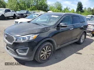 2017 Kia Sorento LX z VIN 5XYPGDA33HG329050, wystawiony jako Copart lot #59954855 z przebiegiem 108 028 mil mil oraz Czysty tytuł • Clean title. Historia ofert i sprzedaży dostępna na DreamBid. Obrazek 1.