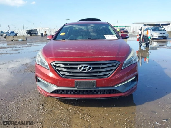 2015 Hyundai Sonata 2.4L Limited with VIN 5NPE34AF9FH190786, listed as a IAAI auction lot 41695870 with 137,178 mi miles. Bid and sale history available at carsss.com. Image 12.