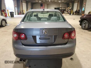 2008 Volkswagen Jetta Sedan SE with VIN 3VWRM71K28M082095, listed as a Copart auction lot 51945555 with 161,529 mi miles and Salvage Title. Bid and sale history available at carsss.com. Image 6.