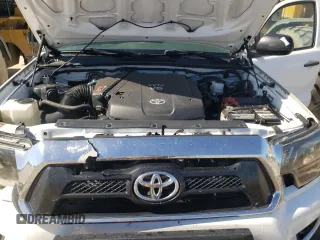 2013 Toyota Tacoma z VIN 3TMMU4FNXDM050603, wystawiony jako Copart lot #57648055 z przebiegiem 224 773 mil mil oraz Czysty tytuł • Clean title. Historia ofert i sprzedaży dostępna na DreamBid. Obrazek 11.