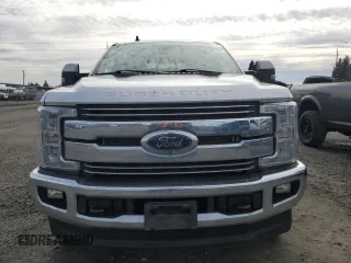 2019 Ford Super Duty F-250 SRW XL with VIN 1FT7W2BT1KEC88939, listed as a Copart auction lot 45234775 with 395,031 mi miles and Salvage Title. Bid and sale history available at carsss.com. Image 5.