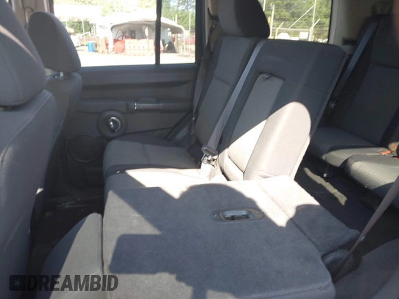 2010 Jeep Commander Sport with VIN 1J4RG4GK2AC127991, listed as a IAAI auction lot 42515030 with 191,023 mi miles and . Bid and sale history available at DreamBid. Image 8.