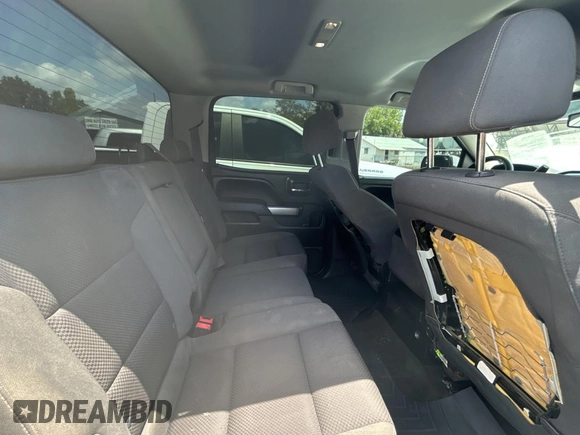 2015 Chevrolet Silverado 1500 LT with VIN 3GCUKREC7FG195909, listed as a Copart auction lot 55098325 with 250,093 mi miles and Clean Title. Bid and sale history available at carsss.com. Image 6.