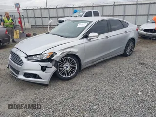 2016 Ford Fusion SE with VIN 3FA6P0H97GR258850, listed as a IAAI auction lot 41838546 with 124,244 mi miles and . Bid and sale history available at carsss.com. Image 2.