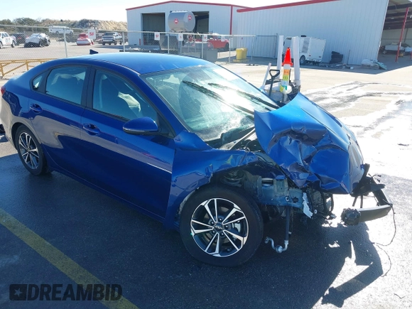 2024 Kia Forte LXS z VIN 3KPF24AD3RE837939, wystawiony jako IAAI lot #41407498 z przebiegiem Nie podano mil oraz . Historia ofert i sprzedaży dostępna na DreamBid. Obrazek 1.