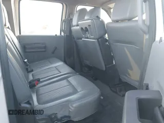 2015 Ford F-250 XL с VIN 1FT7W2A65FED67645, выставлен на аукционе IAAI как лот 41366127 с пробегом 112 056 миль миль и . История ставок и продаж доступна на DreamBid. Изображение 8.