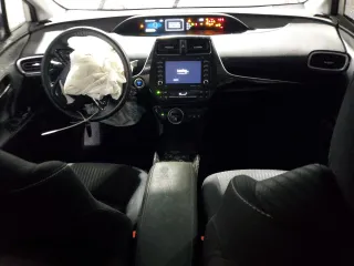 2021 Toyota Prius LE with VIN JTDKAMFP3M3176000, listed as a Copart auction lot 59836145 with 75,196 mi miles and Clean title. Bid and sale history available at DreamBid. Image 8.