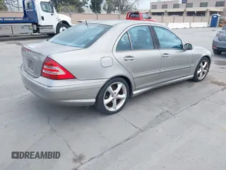 2005 Mercedes-Benz C 230 Kompressor with VIN WDBRF40J15F688423, listed as a IAAI auction lot 41906317 with 151,261 mi miles and . Bid and sale history available at DreamBid. Image 4.