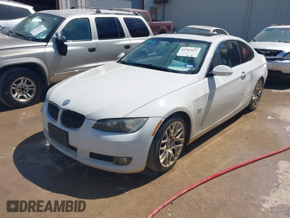 2008 BMW 3 Series 328i with VIN WBAWV13538P118908, listed as a IAAI auction lot 41707622 with 180,913 mi miles and . Bid and sale history available at DreamBid. Image 2.