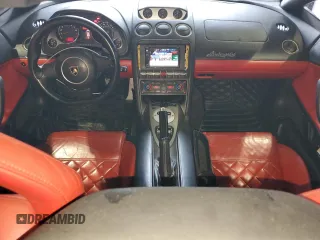 2013 Lamborghini Gallardo z VIN ZHWGU6BZ7DLA12811, wystawiony jako Copart lot #51696395 z przebiegiem 35 389 mil mil oraz Szkody całkowita. Historia ofert i sprzedaży dostępna na DreamBid. Obrazek 8.