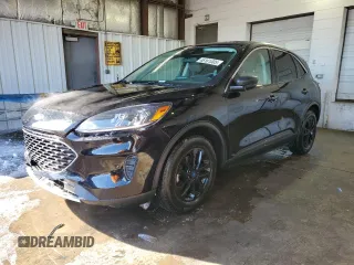 2022 Ford Escape SE with VIN 1FMCU0G65NUB86190, listed as a Copart auction lot 46161005 with 21,052 mi miles and Salvage Title. Bid and sale history available at carsss.com. Image 1.