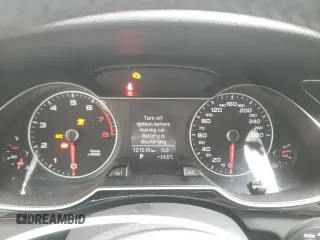 2015 Audi A4 Komfort с VIN WAUBFCFL1FN041546, выставлен на аукционе Copart как лот 55554683 с пробегом 121 515 миль миль и . История ставок и продаж доступна на DreamBid. Изображение 9.