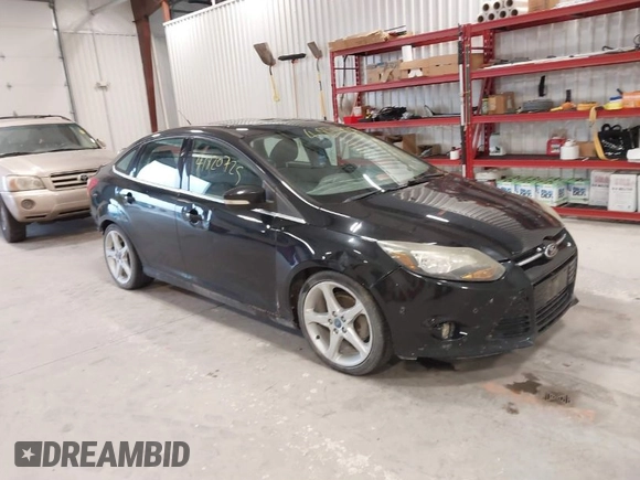 2013 Ford Focus Titanium with VIN 1FADP3J26DL221384, listed as a IAAI auction lot 41820725 with 222,380 mi miles and . Bid and sale history available at carsss.com. Image 1.
