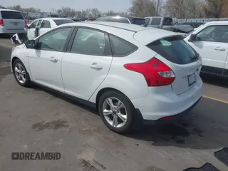 2013 Ford Focus SE with VIN 1FADP3K27DL298456, listed as a IAAI auction lot 42007399 with 111,210 mi miles. Bid and sale history available at carsss.com. Image 3.