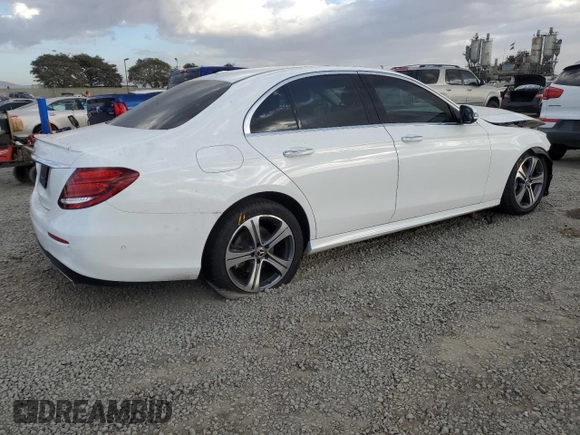 2018 Mercedes-Benz E-Class E 300 with VIN WDDZF4JB2JA310066, listed as a Copart auction lot 41464505 with 76,389 mi miles and Salvage Title. Bid and sale history available at carsss.com. Image 3.