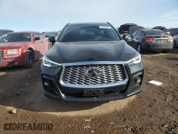 2024 Infiniti QX55 Luxe with VIN 3PCAJ5JR7RF110618, listed as a Copart auction lot 44208665 with 5,551 mi miles and Salvage Title. Bid and sale history available at DreamBid. Image 5.