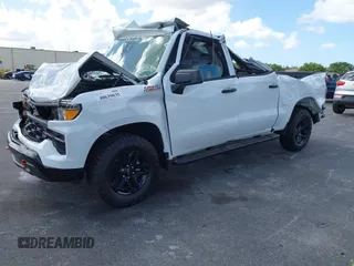 2024 Chevrolet Silverado 1500 Custom Trail Boss with VIN 3GCUDCED6RG354939, listed as a IAAI auction lot 40639035 with 42 mi miles. Bid and sale history available at carsss.com. Image 20.