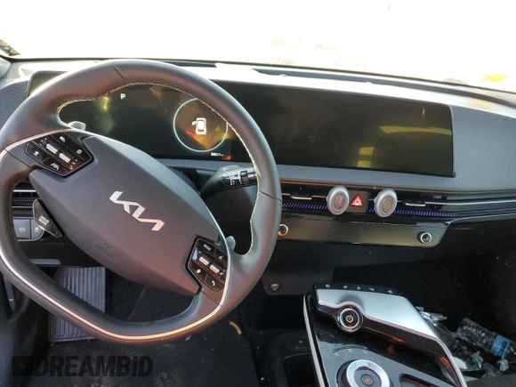 2022 Kia EV6 GT-Line with VIN KNDC4DLC7N5036650, listed as a Copart auction lot 69702203 with 38,611 mi miles and Salvage Title. Bid and sale history available at carsss.com. Image 8.