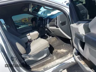 2017 Ford F-250 Lariat z VIN 1FT7W2BT4HED52447, wystawiony jako IAAI lot #42134353 z przebiegiem 208 788 mil mil oraz . Historia ofert i sprzedaży dostępna na DreamBid. Obrazek 5.