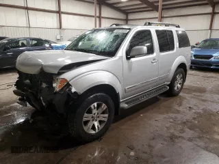 2012 Nissan Pathfinder LE z VIN 5N1AR1NB6CC620831, wystawiony jako Copart lot #43413435 z przebiegiem 174 900 mil mil oraz Szkoda całkowita • Salvage title. Historia ofert i sprzedaży dostępna na DreamBid. Obrazek 1.