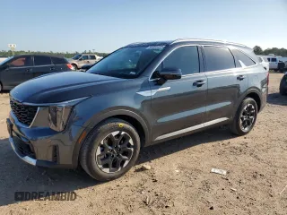 2024 Kia Sorento S z VIN 5XYRL4JC8RG301220, wystawiony jako Copart lot #50304495 z przebiegiem 9 144 mil mil oraz Szkoda całkowita • Salvage title. Historia ofert i sprzedaży dostępna na DreamBid. Obrazek 1.