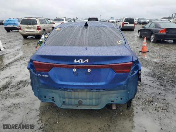 2022 Kia Forte LXS with VIN 3KPF24AD5NE432112, listed as a Copart auction lot 46138025 with 65,385 mi miles and Salvage Title. Bid and sale history available at carsss.com. Image 6.